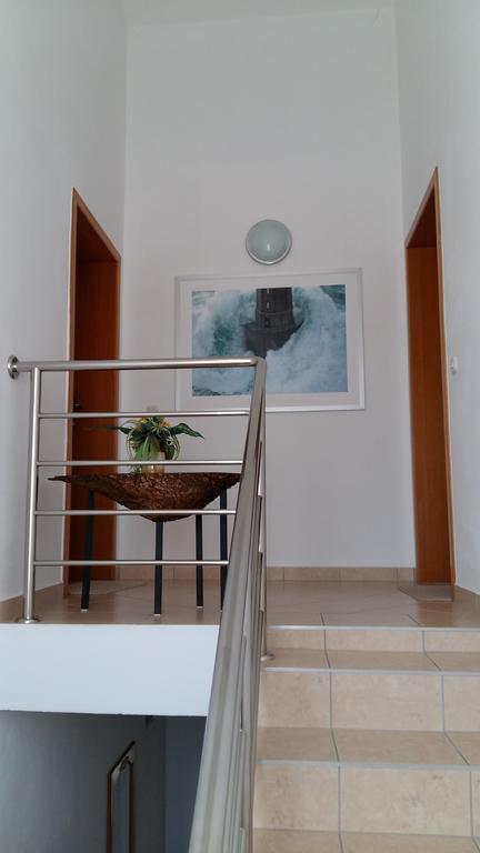 Apartments Vila Ana Вир Екстер'єр фото
